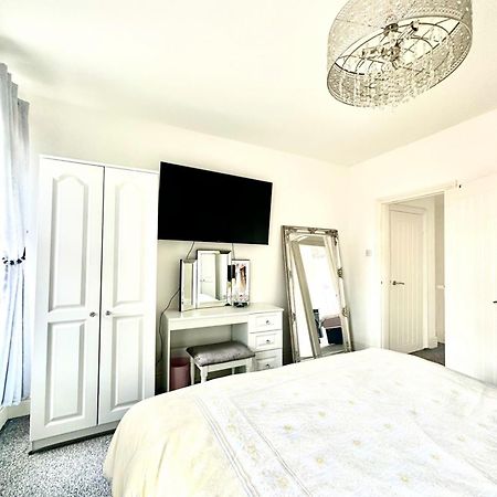 Arthur Street, Stylish 3 Bedroom House 赫尔河畔京士顿 外观 照片